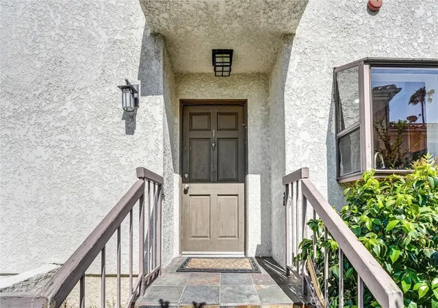Homes for sale in Reseda, CA | 19620 Sherman Way #1, Reseda, CA 91335 | MLS# SR26101752