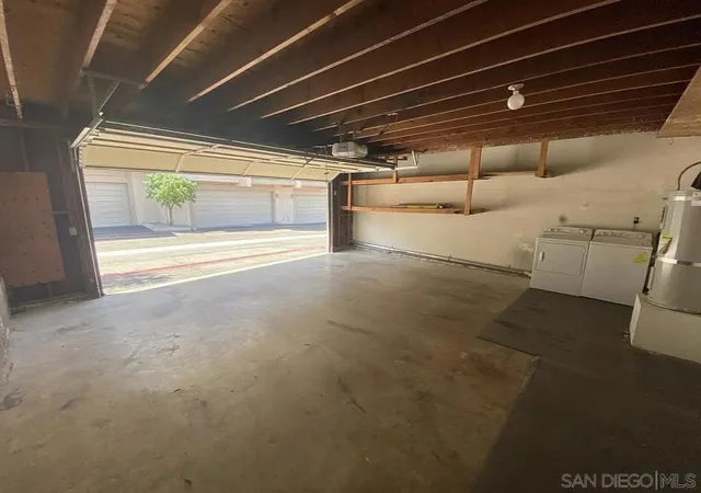 Homes for sale in Vista, CA | 687 Ascot Dr #H, Vista, CA 92083 | MLS# 260011300SD