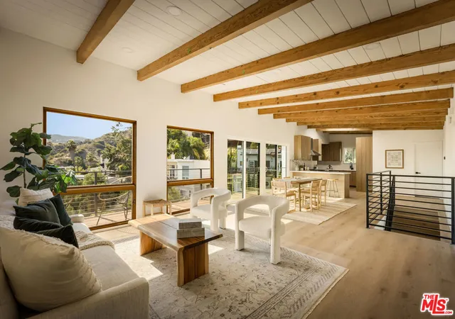 1st image of 6374 Macal Pl, Los Angeles, CA 90068 | MLS# 26832107