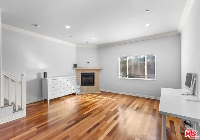 1st image of 528 N Westmoreland Ave #5, Los Angeles, CA 90004 | MLS# 26831451