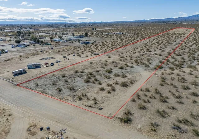 4th image of 0 South, Phelan, CA 92371 | MLS# CV26097826