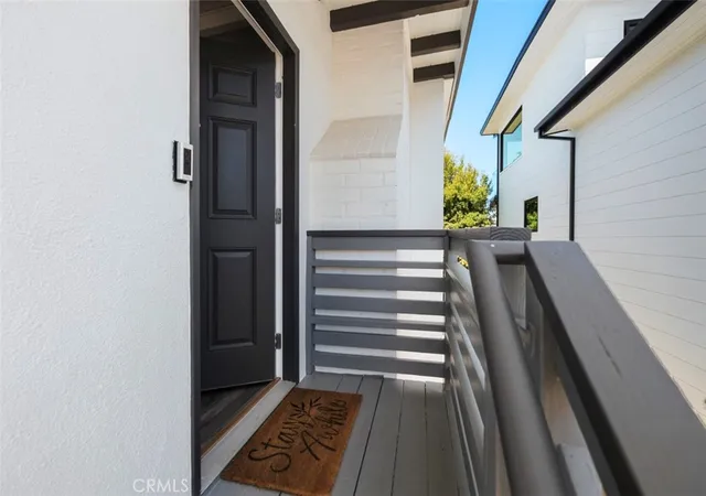 3rd image of 284 Chiquita, Laguna Beach, CA 92651 | MLS# OC26101516
