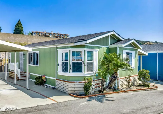 Homes for sale in Chatsworth, CA | 11401 Topanga Canyon Blvd #8, Chatsworth, CA 91311 | MLS# 226002175