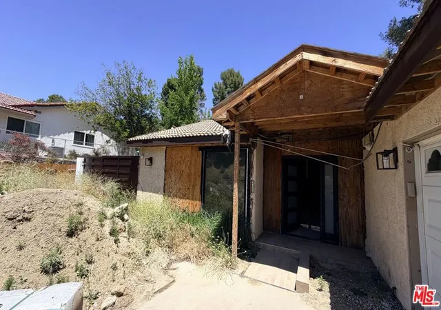 3rd image of 12656 Woodley Ave, Granada Hills, CA 91344 | MLS# 26831955