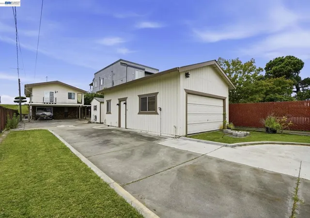 5th image of 3830 Stone Rd, Bethel Island, CA 94511 | MLS# 41134229