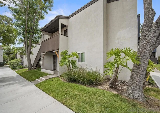 2nd image of 8027 Caminito De Pizza #D, San Diego, CA 92108 | MLS# 260011332SD