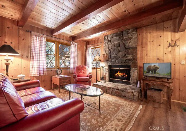 Photo 2 of Single family home for sale at 336 E Mojave, Big Bear City, CA 92314 | MLS# IG26102143 | Listing updated on 2026-09-28