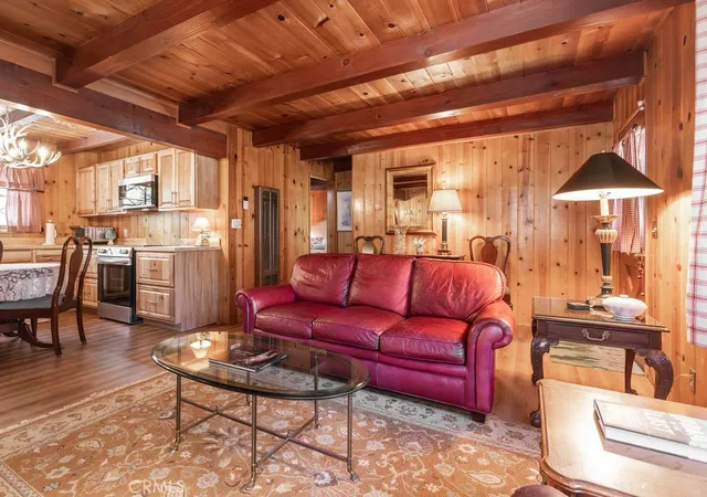 Photo 4 of Single family home for sale at 336 E Mojave, Big Bear City, CA 92314 | MLS# IG26102143 | Listing updated on 2026-09-28