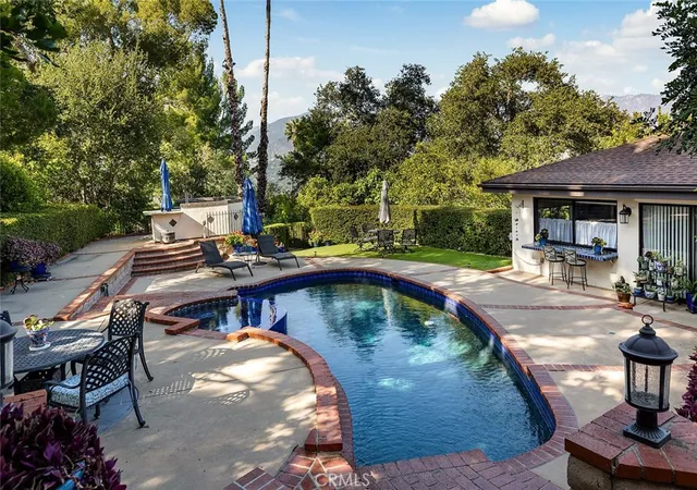 3rd image of 3854 Hampstead, La Canada Flintridge, CA 91011 | MLS# PF26101168