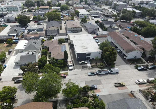 16th image of 6722 Troost Ave, Los Angeles, CA 91606 | MLS# P1-27092