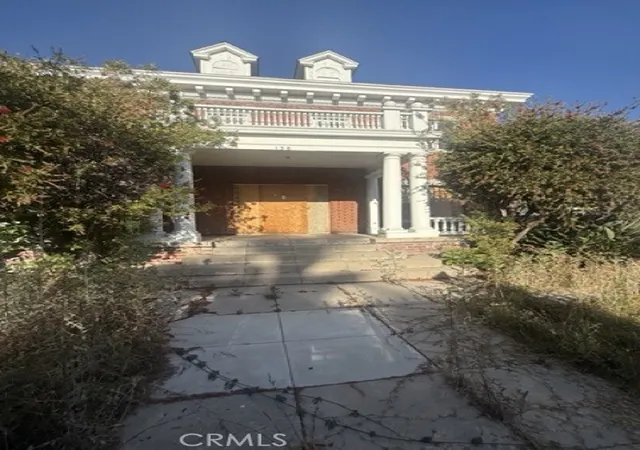 2nd image of 138 N Manhattan, Los Angeles, CA 90004 | MLS# DW26099653