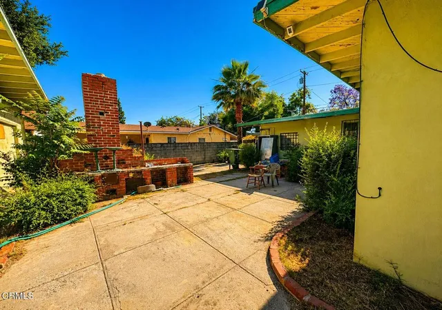 Homes for sale in Pasadena, CA | 1790 Mentone Ave, Pasadena, CA 91103 | MLS# P1-27094