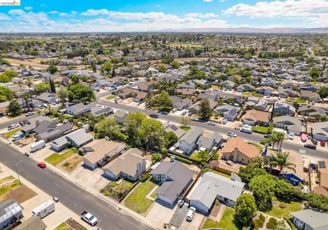 38th image of 1733 Pine Ct, Oakley, CA 94561 | MLS# 41134244