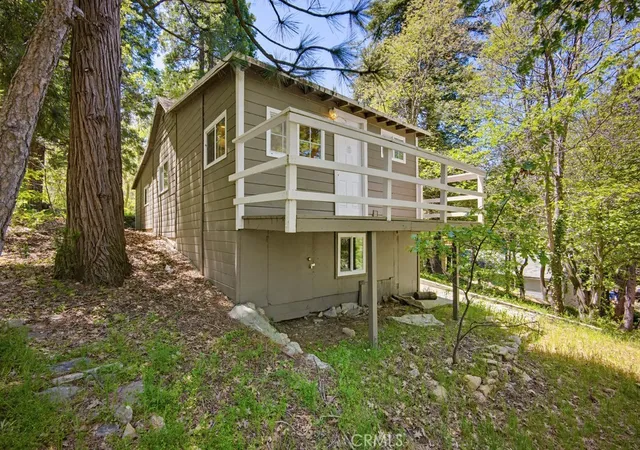 Photo 1 of Single family home for sale at 22951 Redwood, Crestline, CA 92325 | MLS# CV26102316 | Listing updated on 2026-09-28