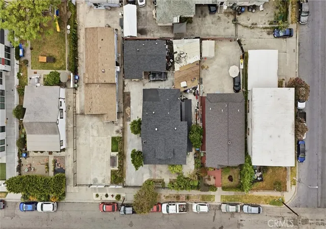 4th image of 1472 W 37Th, Los Angeles, CA 90018 | MLS# DW26102332