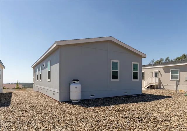 Photo 3 of Manufactured home for sale at 4333 Pentz Rd #30, Paradise, CA 95969 | MLS# SN26102365 | Listing updated on 2026-06-14