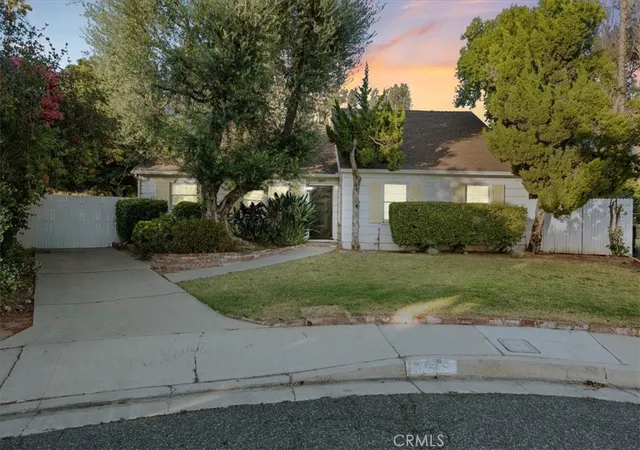 Homes for sale in Riverside, CA | 2807 Wyoming Wy, Riverside, CA 92506 | MLS# IV26102167
