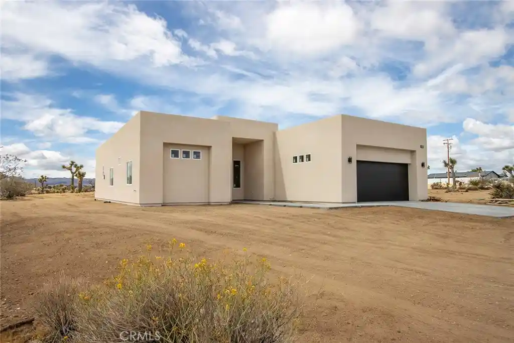 Photo 1 of Single family home for sale at 59423 Canterbury St, Yucca Valley, CA 92284 | MLS# JT26102109 | Listing updated on 2026-10-14