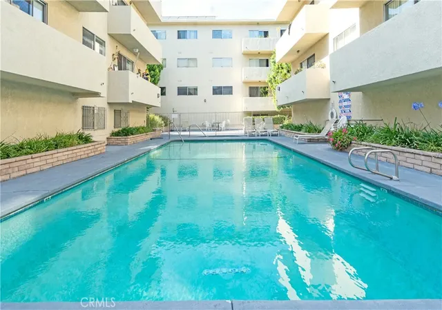 Homes for sale in Encino, CA | 5400 Lindley Ave #322, Encino, CA 91316 | MLS# SR26102055