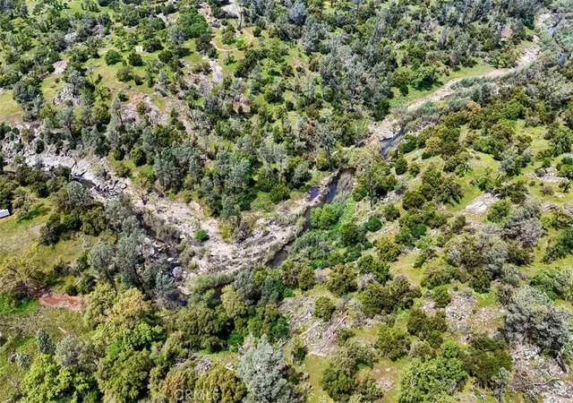 Homes for sale in Coarsegold, CA | 32028 Cattle Wy, Coarsegold, CA 93614 | MLS# FR26102425
