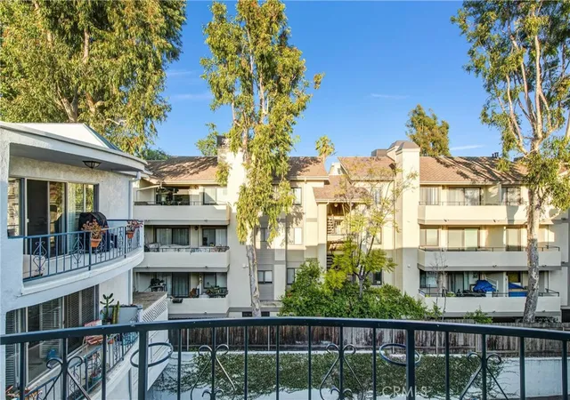 Homes for sale in Pasadena, CA | 972 California, Pasadena, CA 91106 | Houzeo