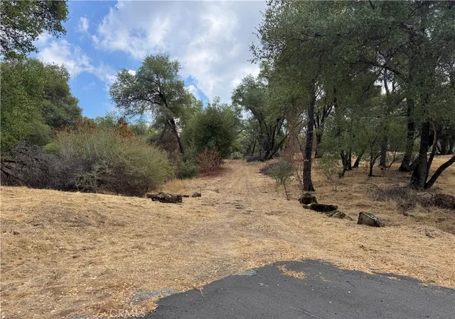 1st image of 2 Ac Summerhill Ln, Coarsegold, CA 93614 | MLS# MP26102471