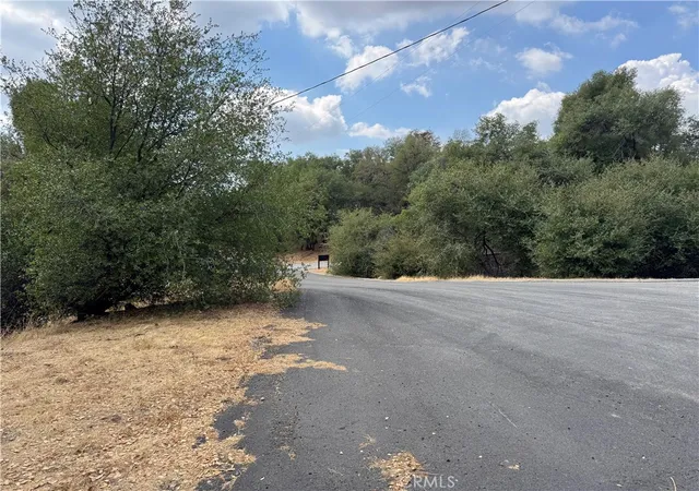 2nd image of 2 Ac Summerhill Ln, Coarsegold, CA 93614 | MLS# MP26102471