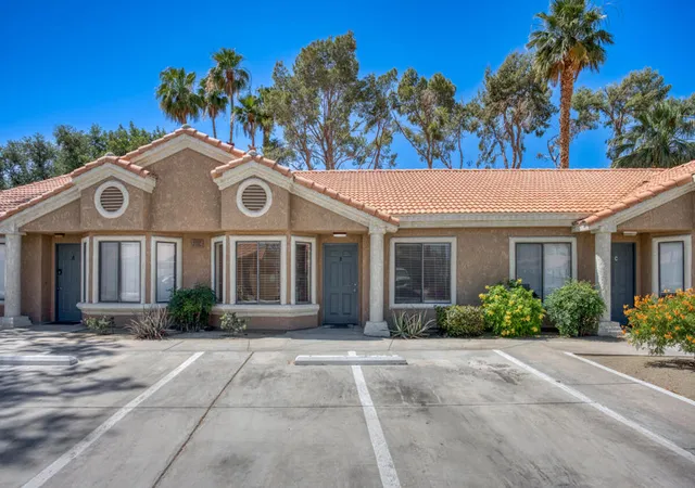 2nd image of 40800 Breezy Pass Rd #B, Palm Desert, CA 92211 | MLS# 219147754DA