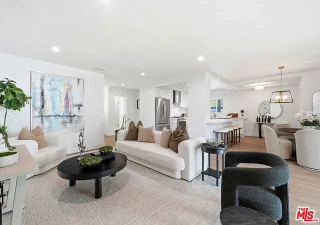 Homes for sale in Studio City, CA | 12455 Milbank St, Studio City, CA 91604 | MLS# 26726107