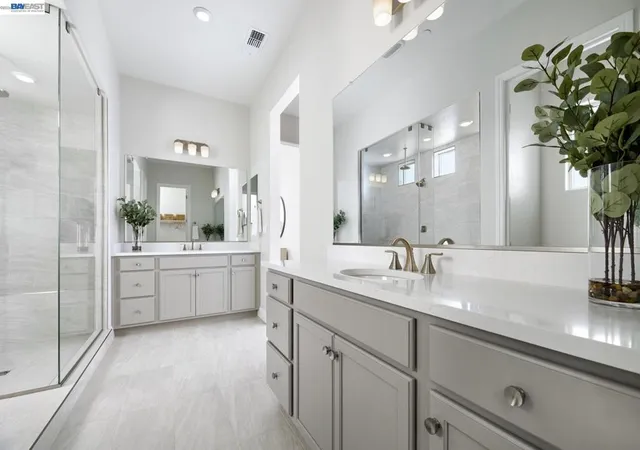 Photo 3 of Single family home for sale at 1162 Bradbury Dr, Discovery Bay, CA 94505 | MLS# 41134281 | Listing updated on 2026-07-16