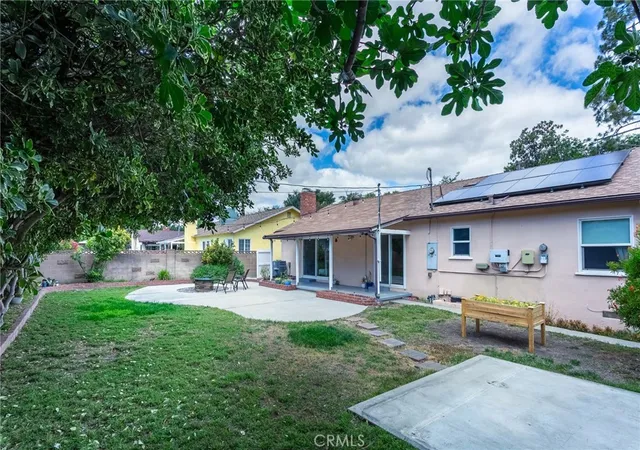Homes for sale in Canoga Park, CA | 21000 Elkwood, Canoga Park, CA 91304 | MLS# BB26102599