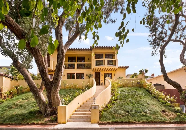Photo 3 of Single family home for sale at 664 Calle Miramar, Redondo Beach, CA 90277 | MLS# SB26102407 | Listing updated on 2026-10-03