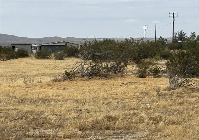 3rd image of 20505 Palmdale Blvd E, Palmdale, CA 93591 | MLS# PW26102477