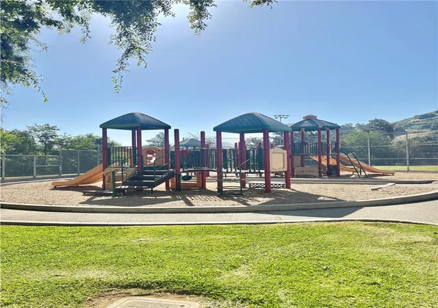 Photo 4 of Land for sale at 0 Chiquito Cyn Rd, Castaic, CA 91384 | MLS# SR26102714 | Listing updated on 2026-05-12