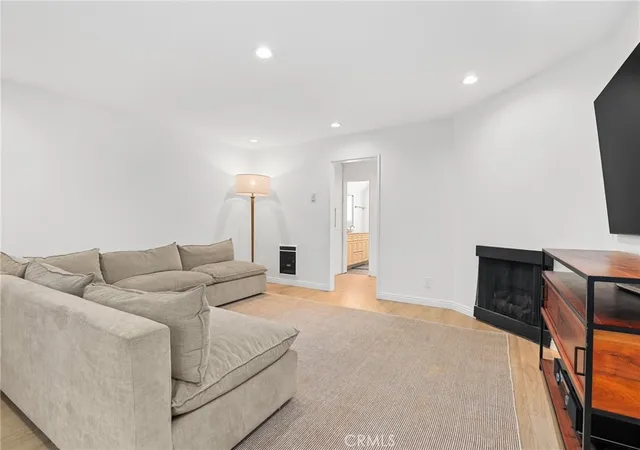 Homes for sale in Santa Monica, CA | 1228 14Th St #103, Santa Monica, CA 90404 | MLS# SB26102093