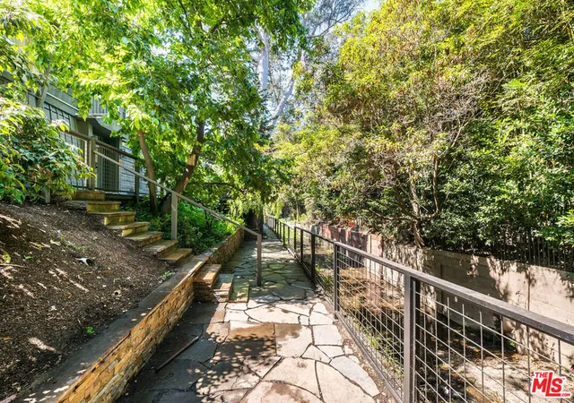 3rd image of 689 Brooktree Rd, Santa Monica, CA 90402 | MLS# 26832715