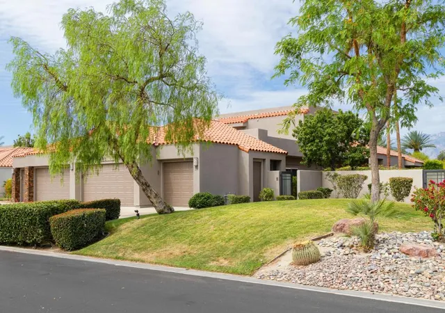 Photo 2 of Condo for sale at 39 Augusta Dr, Rancho Mirage, CA 92270 | MLS# 219147768DA | Listing updated on 2026-10-08