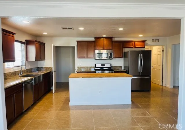 Photo 4 of Single family home for sale at 20236 Graham St, California City, CA 93505 | MLS# WS26102849 | Listing updated on 2026-05-17