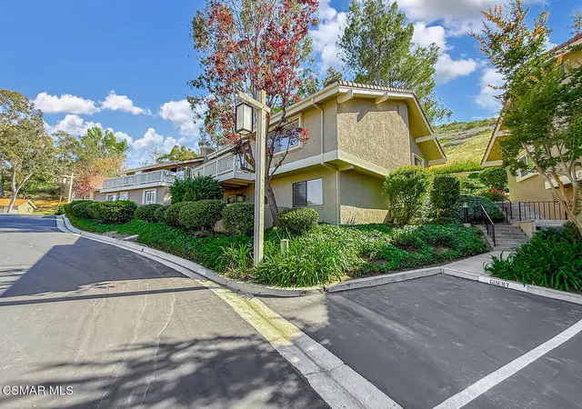 Homes for sale in Oak Park, CA | 599 Calle De Las Ovejas, Oak Park, CA 91377 | MLS# 226002191
