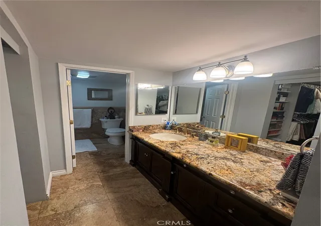 5th image of 2700 Cahuenga Blvd E, Los Angeles, CA 90068