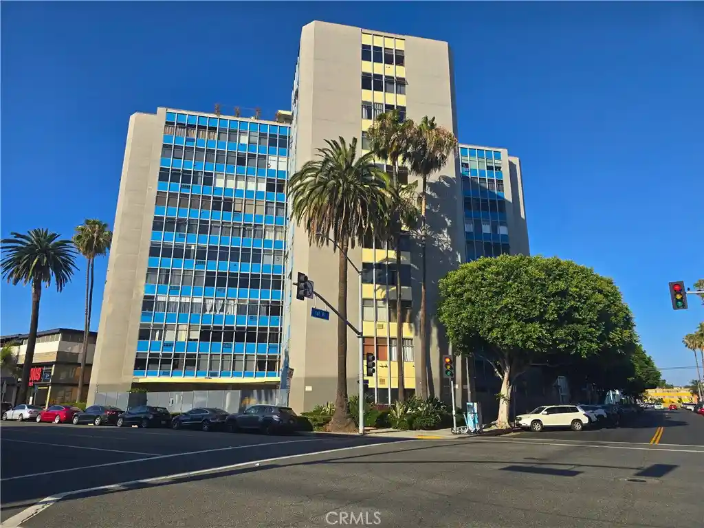 Photo 1 of Sale Pending at 100 Atlantic #711, Long Beach, CA 90802 | MLS# PW26101651 | Listing updated on 2026-07-17