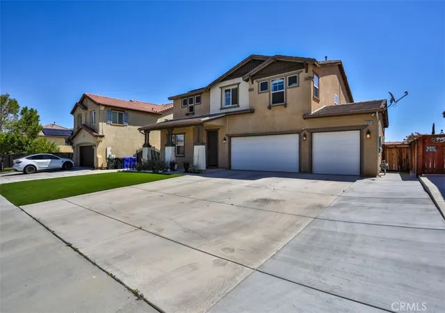 Photo 2 of Single family home for sale at 14751 Shetland Ct, Victorville, CA 92394 | MLS# RS26102889 | Listing updated on 2026-09-08