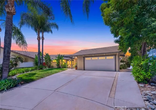 5th image of 30199 Windward Dr, Canyon Lake, CA 92587 | MLS# SW26098220