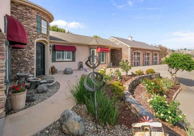 Homes for sale in Vista, CA | 30419 Canyon Estates, Vista, CA 92084 | MLS# NDP2604576