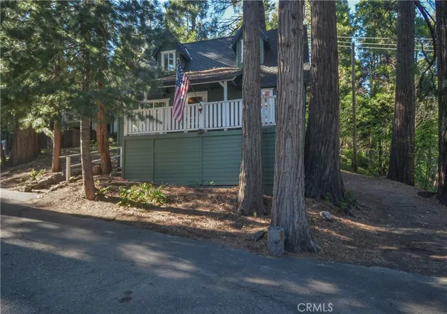 Photo 3 of Single family home for sale at 27245 Little Bear, Blue Jay, CA 92317 | MLS# IG26102875 | Listing updated on 2026-09-02