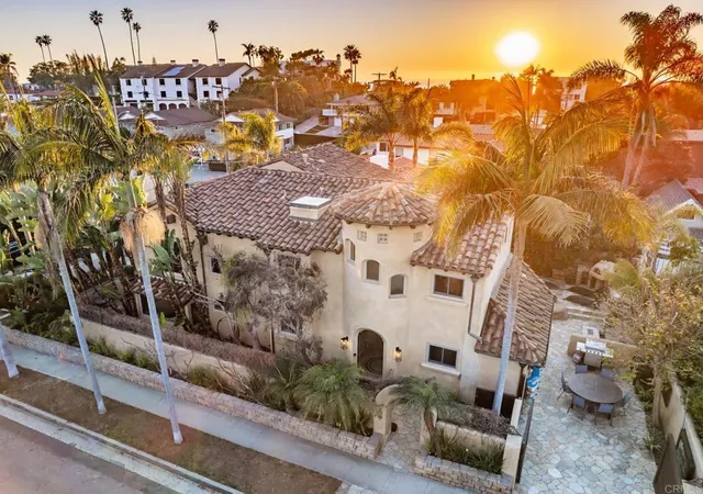 Homes for sale in Encinitas, CA | 112 La Veta Ave, Encinitas, CA 92024 | MLS# NDP2604577