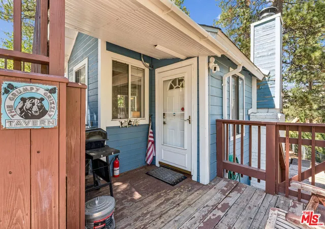 5th image of 109 W Aeroplane Blvd, Big Bear City, CA 92314 | MLS# 26832799