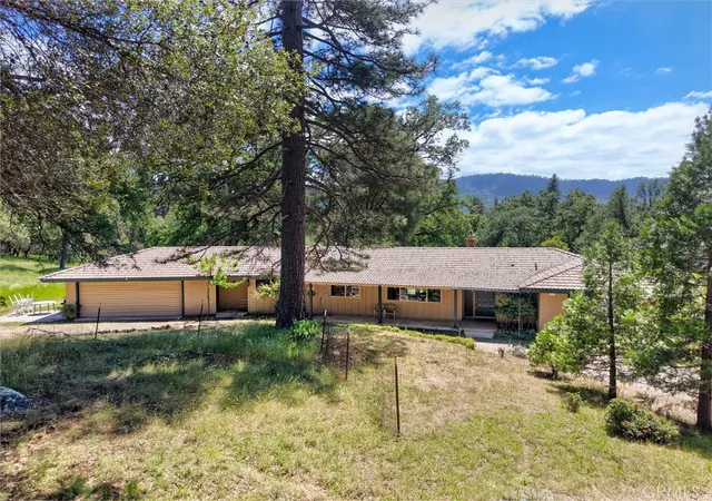 1st image of 51300 Road 426, Oakhurst, CA 93644 | MLS# FR26102461