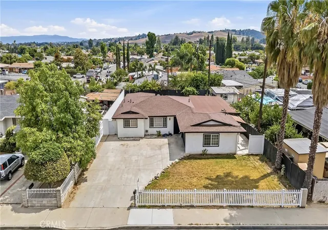 Homes for sale in Pomona, CA | 726 W Franklin, Pomona, CA 91766 | MLS# OC26098194