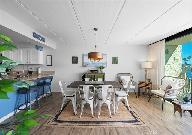 Listing Photo 4 - Condo for sale in building located at 405 Avenida Granada, San Clemente, CA 92672 - Unit #212